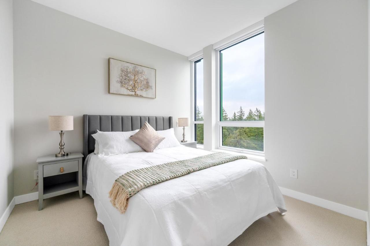 Modern Comfort At Ubc: 1Br Condo Near Campus Vancouver Exterior photo