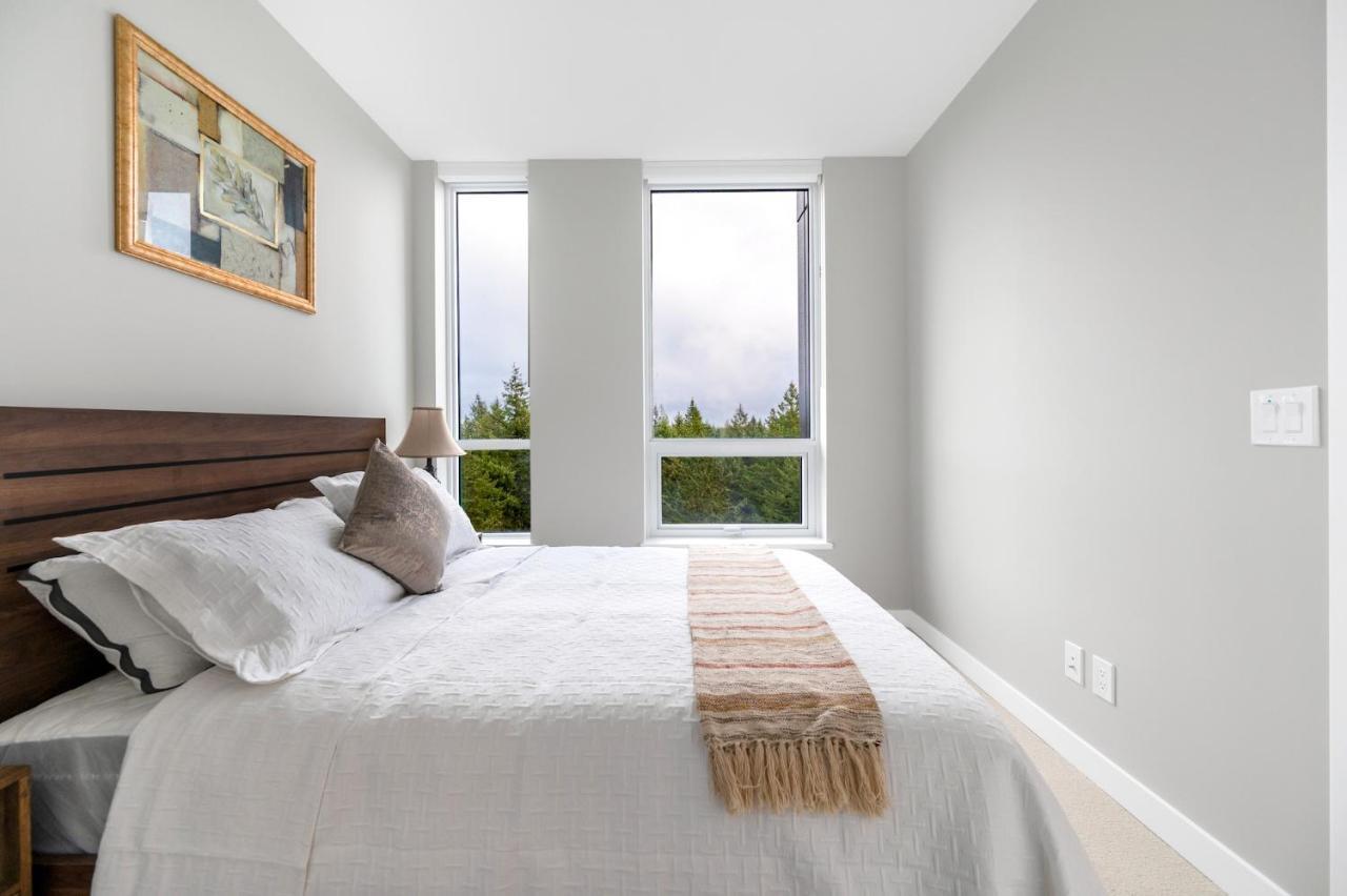 Modern Comfort At Ubc: 1Br Condo Near Campus Vancouver Exterior photo